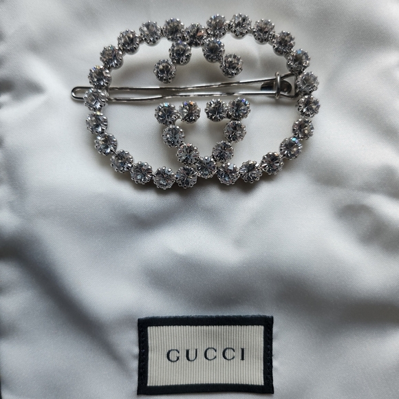 Gucci GG Crystal-Embellished Hair Clip - Picture 5 of 11